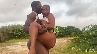 sexyvee shoot with juicy tee beach suck off