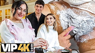 VIP4K Hot bathroom sex after shaving a perishable pussy between mature slut coupled with skilled blarney