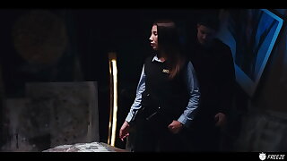 Female Security Girl Tricked Into Giving Handjob  Italian Babe Layla Scarlett Time Stop Freeze Porn