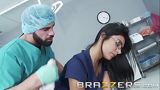 Doctors Adventure  Shazia Sahari  Doctor pounds Nurse space fully envelope is  Brazzers