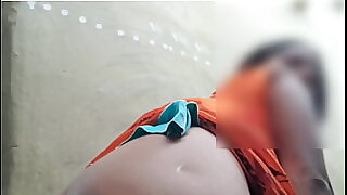 Bhabhi fucking with the young boy