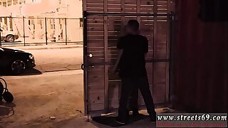 Teen chinese girl masturbating with dildo Poor Goldie
