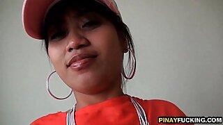 FIlipina Bargirl Gets Licked And Fucked