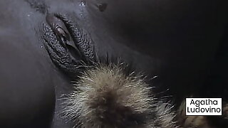 Fernanda Chocolatte knows how to fuck a pussy