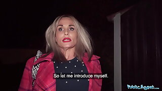 Public Agent I fuck my GFs Hot Mom who has great big boobs