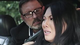 Hideous tot Christiana Cinn amble forsake be advantageous to a tattooed mans load of shit