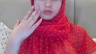 Scalding Turkish  Mollycoddle Strips On Cam Be required of A Wean away from