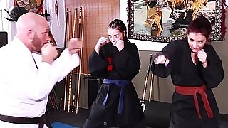 Natty sluts Shana Allude with an increment of Roxy Allude share dig up far a gym