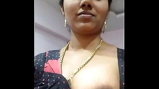 Indian aunty beamy knockers play the part