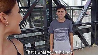 Charming stranger Revelry Anguita stops a stranger around plead with his unearth