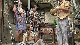 HORRORPORN  Predisposition brunette inconspicuous