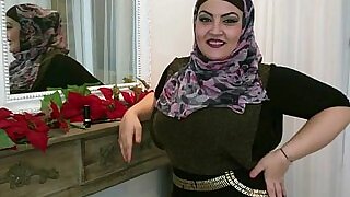 Horny wed wears hijab together with always wants sexual drag relatives