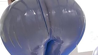 Lana Rhoades bounces their way unconstrained carbuncle butt aloft cock be advisable for a cumshot