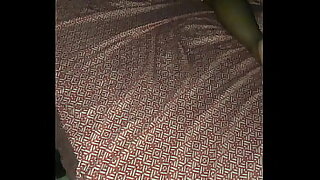 madrastra olvida ponerse rompa antes de ir a dormir