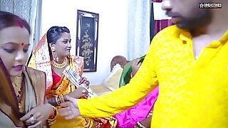 Desi Roasting Indian Twosome Bhabhi wants to get Fucked By Their Dewar like a Bhabhi039s Groupsex Party  Hindi Audio